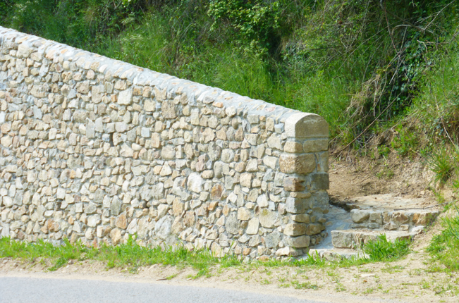 Mur en pierre
