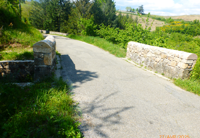 Rehausse mur en pierre
